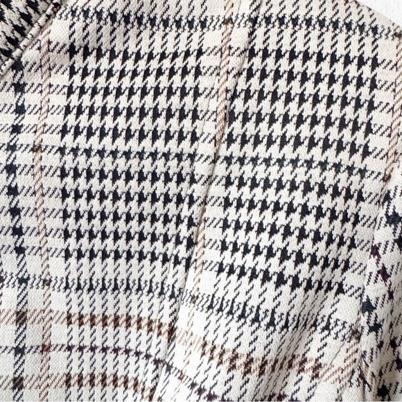 Cabi Travel Jacket #4498 Multi beige gold plaid - Picture 2 of 7